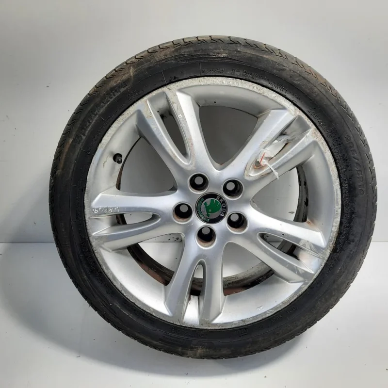 Noutate Janta aliaj R16, cod 5J0601025B, Skoda Fabia 2 Combi (5J, 545) (idi:561993)