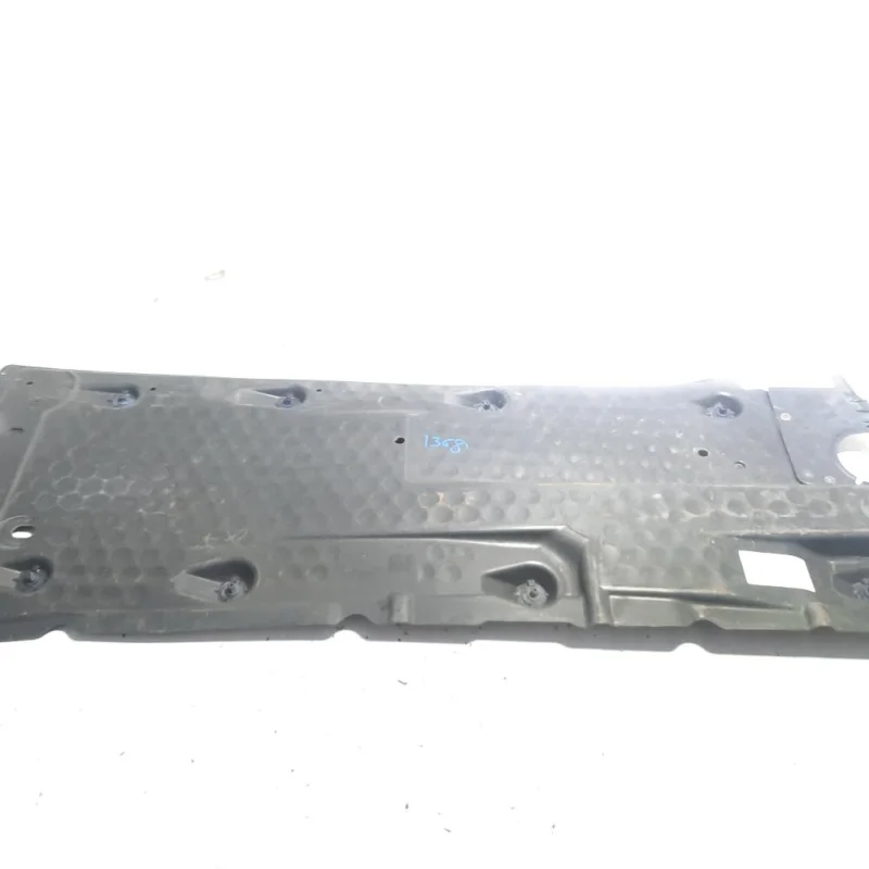 Vezi acum Scut caroserie dreapta, cod 1K0825212K, Vw Golf 6 Cabriolet (517) (idi:542458)