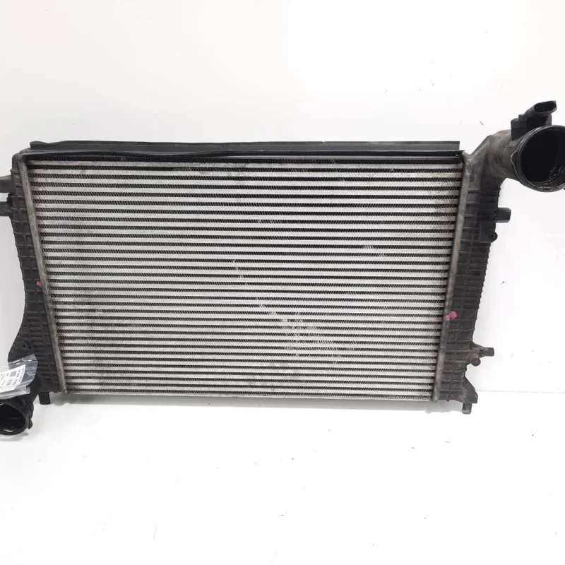 Radiator intercooler, cod 1K0145803E, Skoda Octavia 2 Scout (1Z5), 1.9 TDI, BKC (id:517369) Reducere de preț