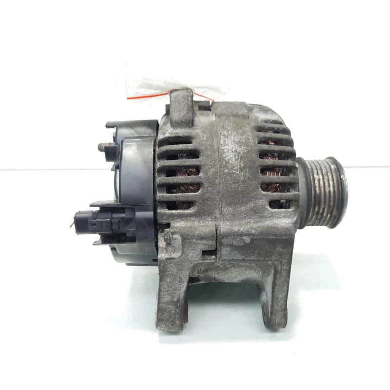 Alternator 110A, Valeo, cod 8200667608, Renault Megane 2 Sedan, 1.5 DCI, K9K734 (idi:553703) Vezi acum