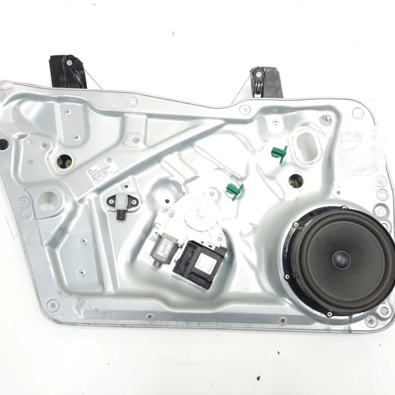 Disponibil imediat Macara cu motoras stanga fata, cod 5N0837755, Vw Tiguan (5N) (id:552415)