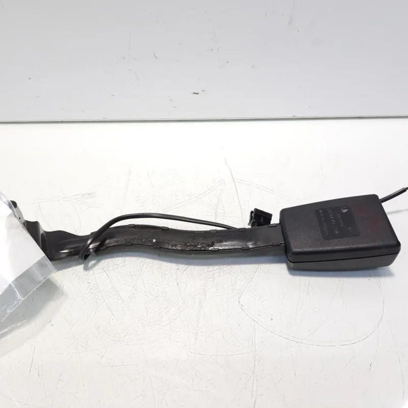 Capsa centura dreapta fata cu fir, cod 1K4857756T, Vw Golf 6 (5K1) (id:551137) Preț promoțional