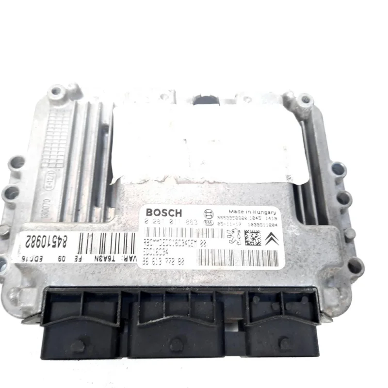 Calculator motor, cod 9661377280, 0281011863, Citroen C4 (I) sedan, 1.6 HDI, 9HX (idi:549727) Ofertă de sezon