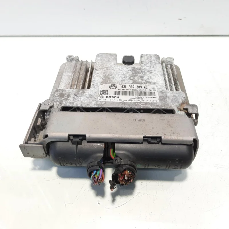 Calculator motor, cod 03L907309AE, 0281017946, Audi A3 Cabriolet (8P7), 2.0 TDI, CFFB (idi:545068) Ofertă limitată