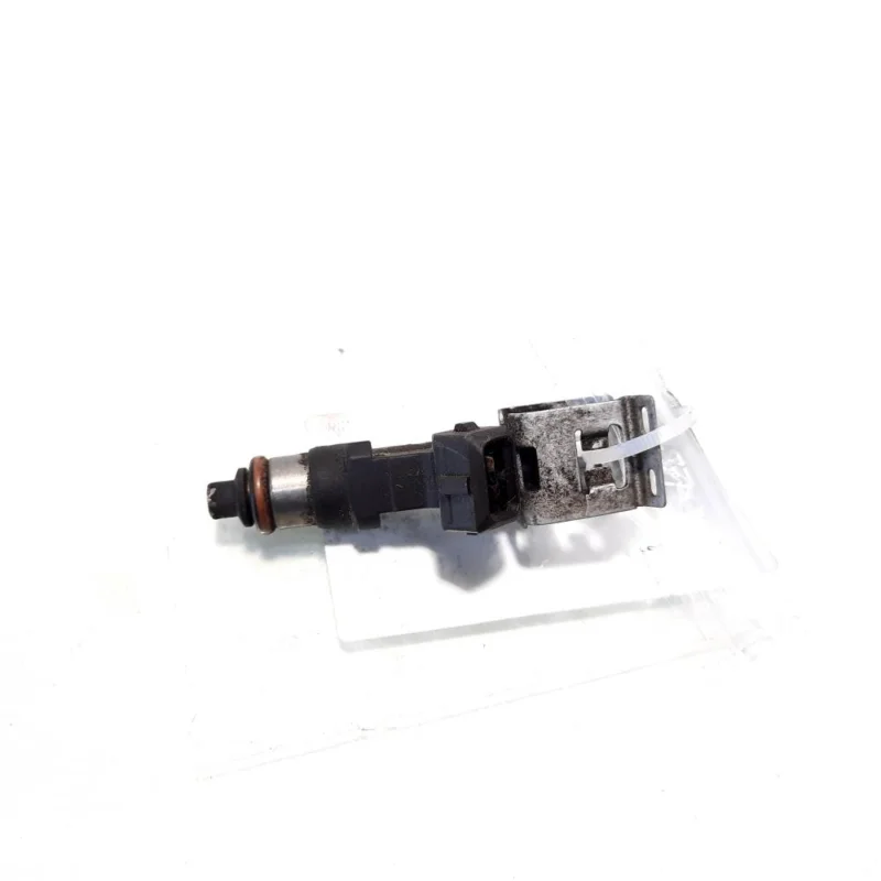 Vezi acum Injector, cod 8A6G-AA, Ford Focus 3 Turnier, 1.6 TI, PNDA (id:546925)