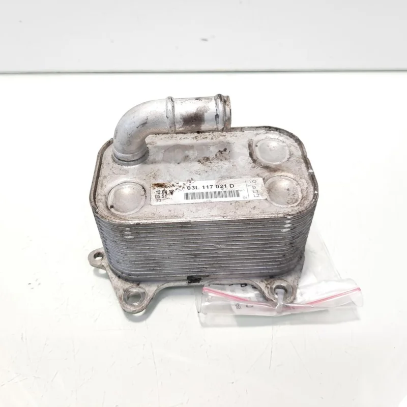 Super ofertă Racitor ulei, cod 03L117021D, Audi A6 (4G2, C7) 2.0 TDI, CGL (id:543978)