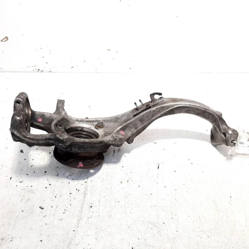 Preț redus Fuzeta dreapta fata, Audi A4 Avant (8K5, B8) 2.0 tdi (id:530869)