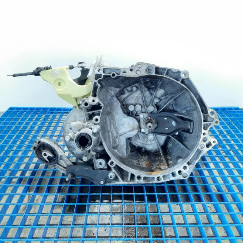 Cutie viteza manuala, cod 20ET26, Citroen C4 Picasso (2) 1.2 THP, HNY, 5 vit man (id:541408) Ofertă exclusivă