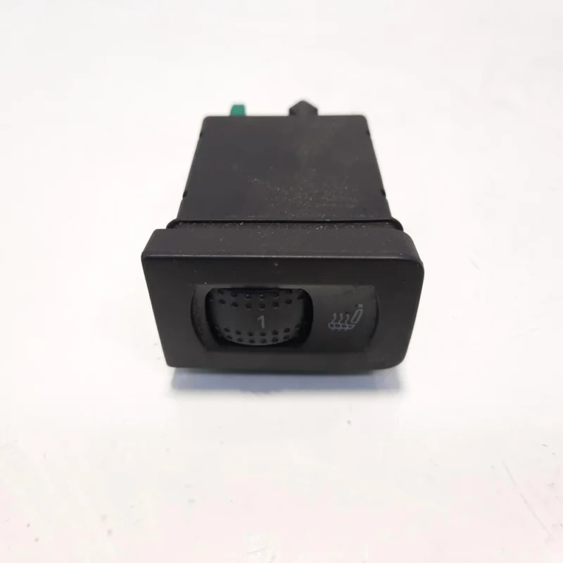 Buton incalzire scaun stanga fata, cod 1J0963563B, VW Golf 4 (1J1) (id:539984) Chilipir