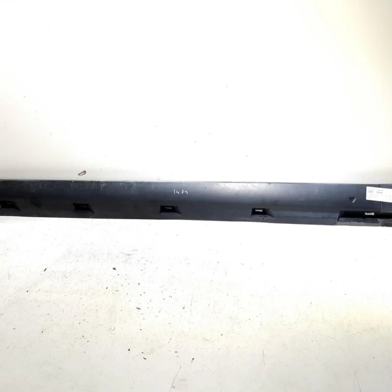 Ornament prag stanga, cod 3C0853855B, Vw Passat Variant (3C5) (id:540254) Livrare rapidă