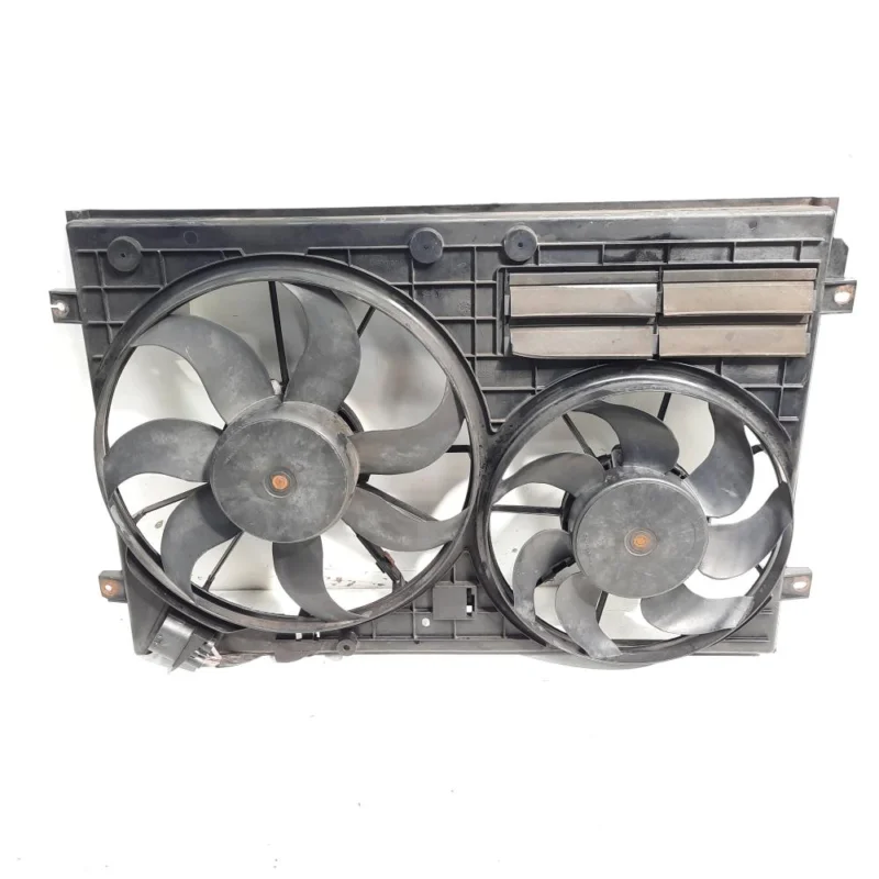 Grup electroventilatoare, cod 1K0121207AD, VW Passat Variant (3C5), 2.0 TDI, BMR (id:538181) Retur ușor
