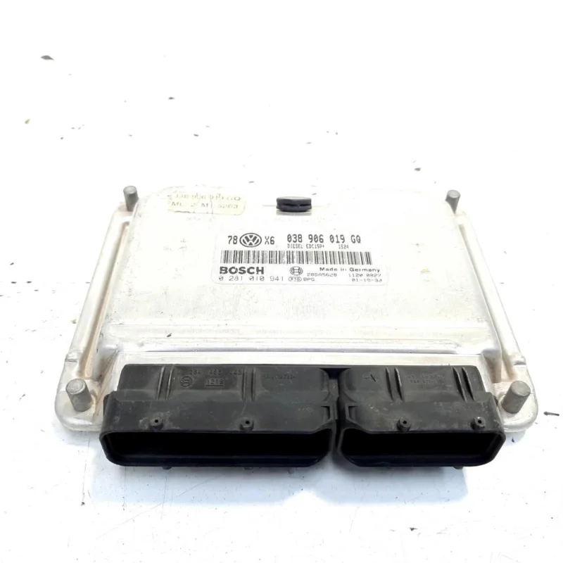 Calculator motor Bosch, cod 038906019GQ, 0281010941, Vw Passat Variant (3B6) 1.6 benz, BSE (id:535610) Ultima șansă