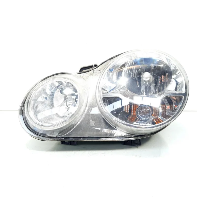 Ultima șansă Far stanga, Vw Polo (9N) (id:533300)