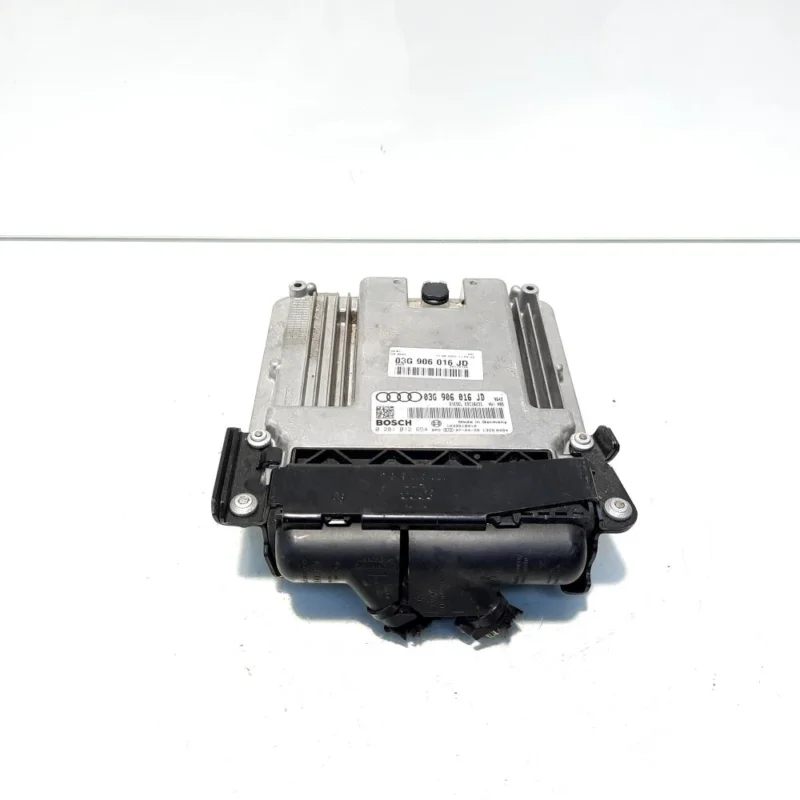 Calculator motor, cod 8E0909557R, Audi A6 (4B2, C5), 2.0 benz, ALT (idi:527105) Retur ușor