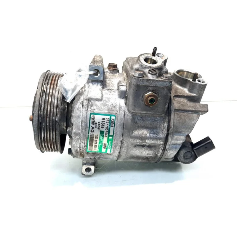 Compresor clima, cod 1K0820803Q, VW Golf 5 (1K1), 2.0 TDI, BKD (idi:528547) Lichidare de stoc