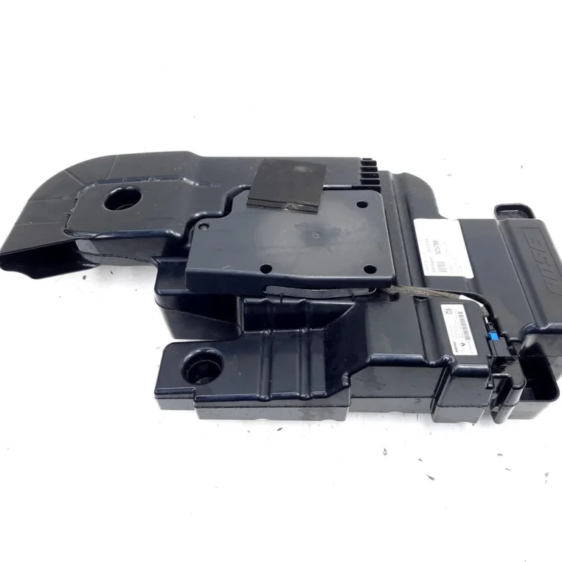 Subwoofer Bose, cod 281313216R, Renault Scenic 3 (idi:525788) Vezi acum