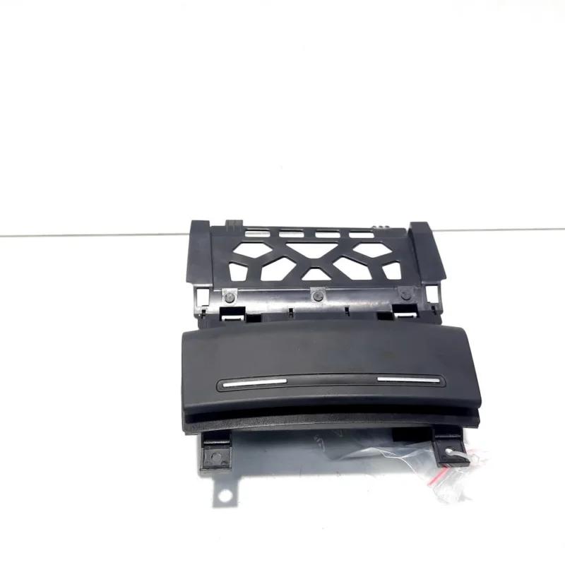 Scrumiera, cod 8P0857951, Audi A3 (8P1) (id:526395) Calitate înaltă