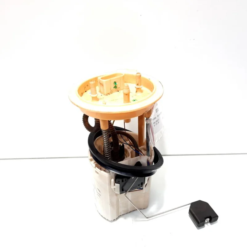 Vezi acum Pompa combustibil rezervor, cod 3AA919050H, VW Passat Variant (365) 1.6 TDI, CAY (idi:521015)