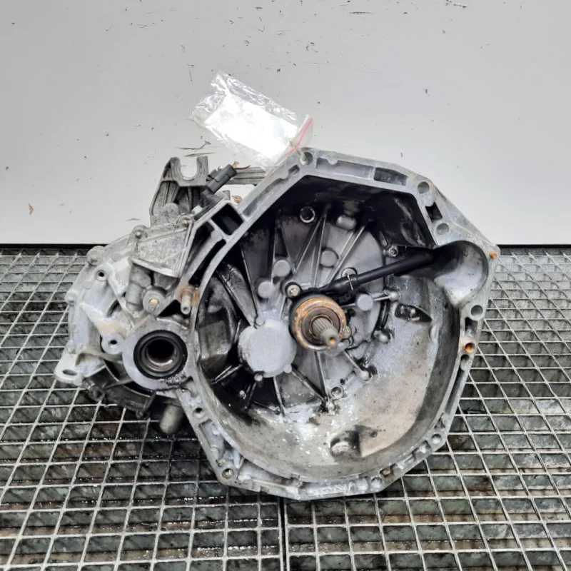 Cumpără online Cutie de viteza manuala, cod 8200599842, Renault Megane 2, 1.5 DCI, K9K722, 6 vit man (id:519708)