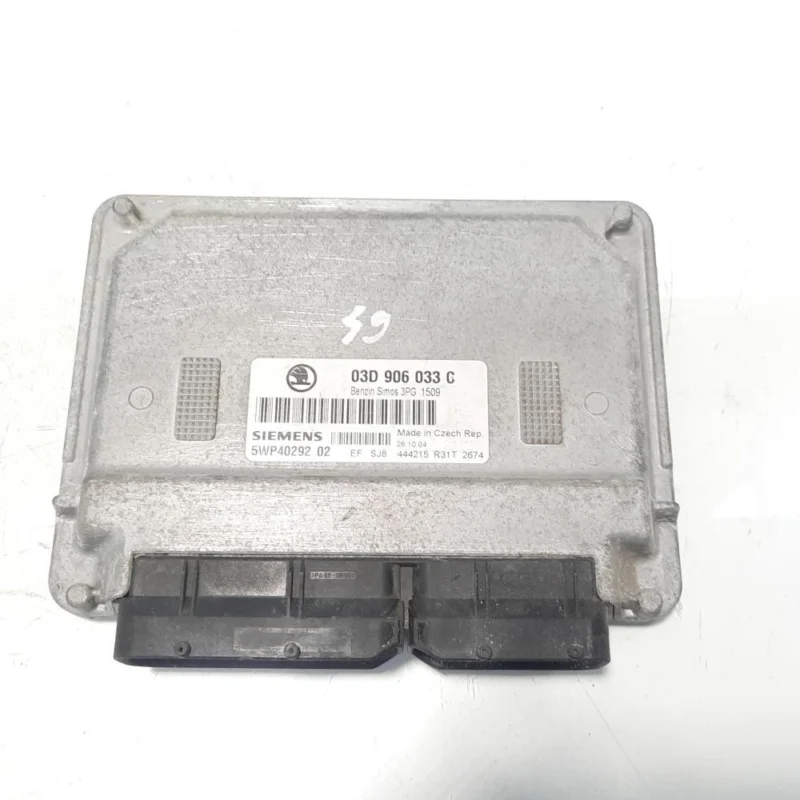 Cumpără acum Calculator motor, cod 03D906033C, Skoda Fabia 1 Sedan (6Y3), 1.2 12v benz, BMD (idi:495772)