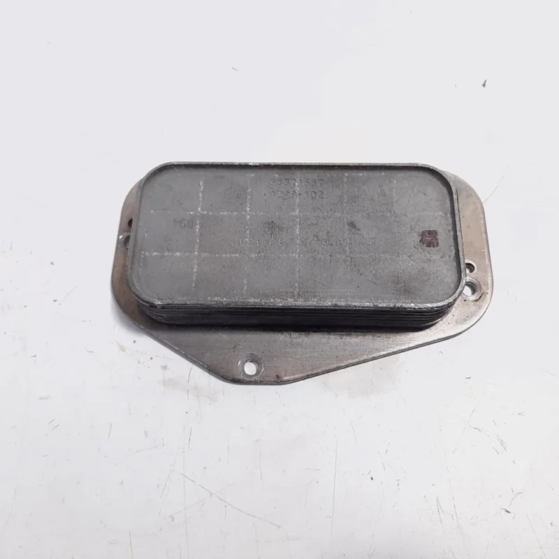 Racitor ulei, cod GM55571687, Opel Astra J Combi, 1.6 benz, A16XER (idi:494966) Ofertă limitată