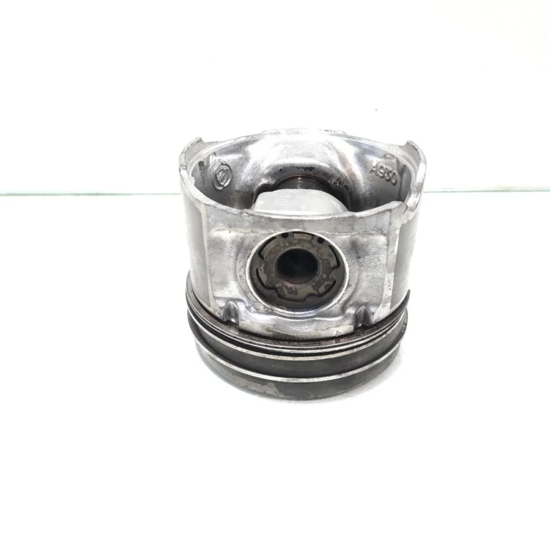 Ofertă Piston, Alfa Romeo 156 Sportwagon (932), 1.9 JTD, 937A5000 (idi:499008)