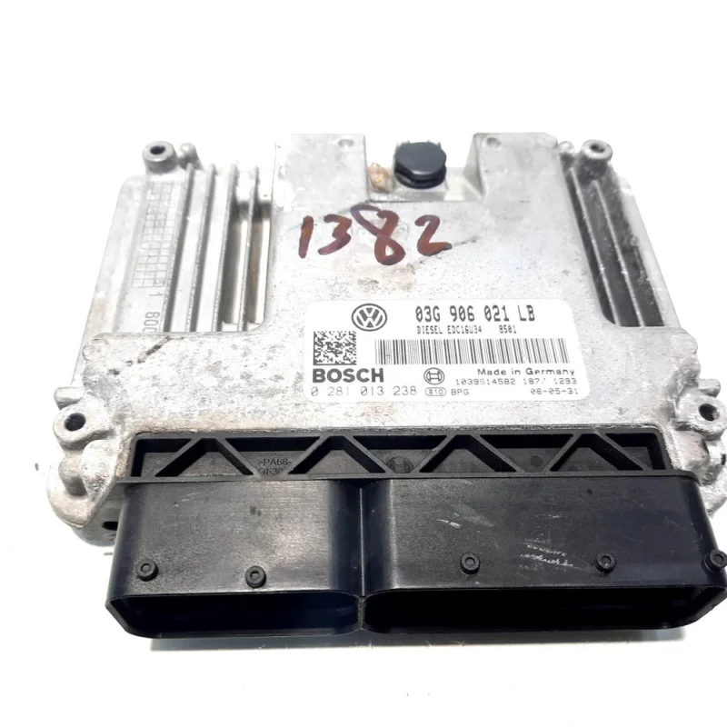 Reducere specială Calculator motor, cod 03G906021LB, 0281013238, VW Golf 5 Variant (1K5), 1.9 TDI, BXE (idi:517560)
