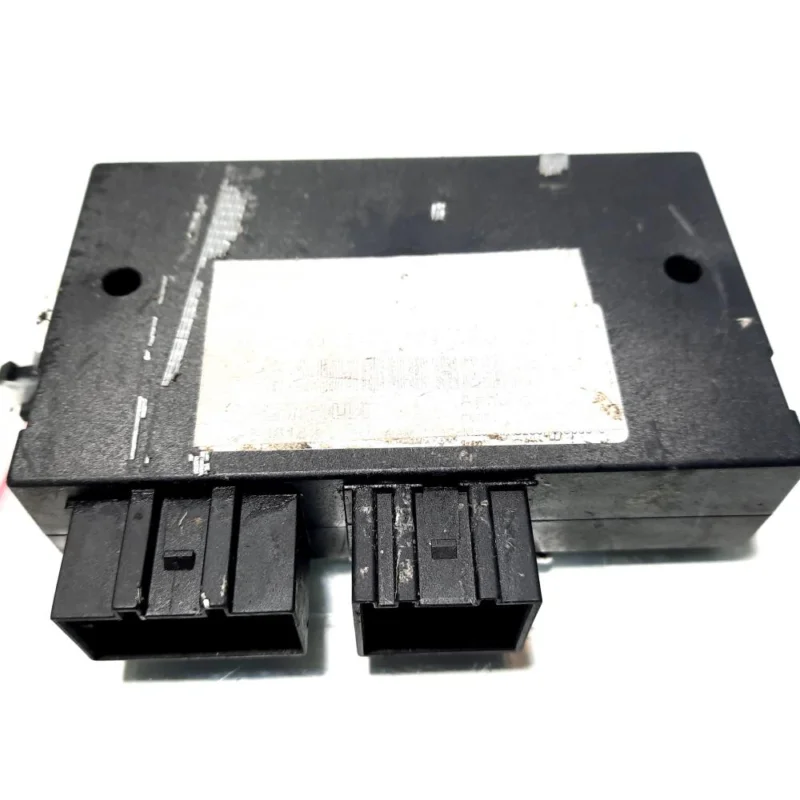 Reduceri Modul carlig, cod 1K0907383, VW Passat Variant (3C5) (id:515679)