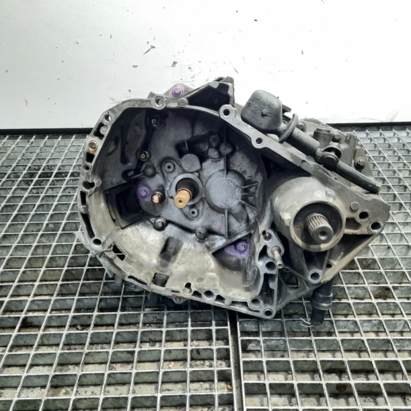 Cutie de viteza manuala, cod 7700113677, Renault Megane 2, 1.6 16v benz, K4M760, 5 vit man (pr:110747) Super ofertă