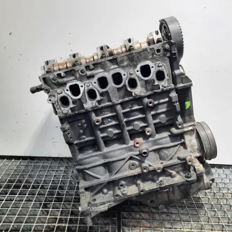 Retur ușor Motor, cod AWX, Audi A4 (8E2, B6), 1.9 TDI (pr:110747)