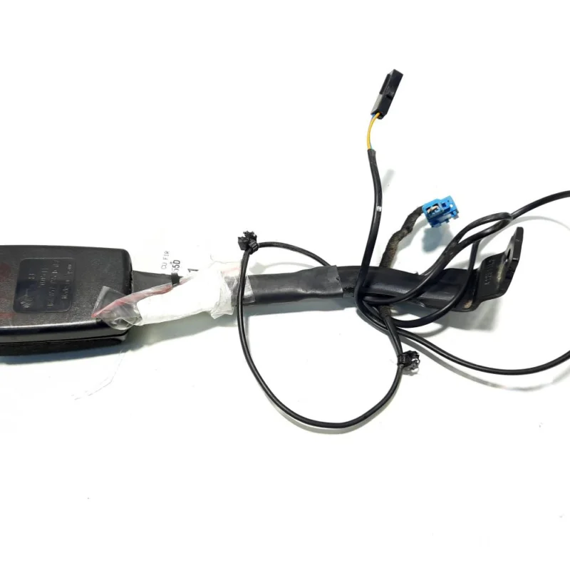 Capsa centura stanga fata cu fir, cod 1K8857755D, Vw Passat Variant (365) (id:512951) Reduceri