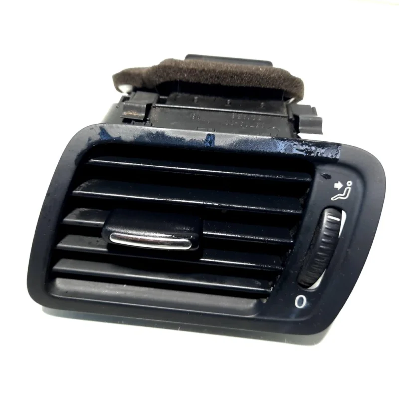 Cumpărături sigure Grila aer bord stanga, cod 3C1819701E, Vw Passat Variant (3C5) (id:511616)