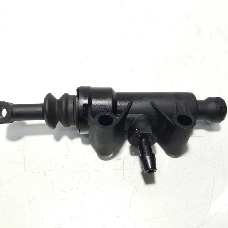 Pompa ambreiaj, cod A2042900012, Mercedes, 2.2 CDI, OM651924 (idi:504160) Preț mic