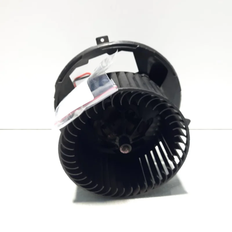 Cel mai vândut Ventilator bord climatronic, cod 1K1820015D, Skoda Octavia 2 Combi (1Z5) (id:505289)