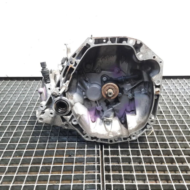 Popular Cutie viteze manuala, Dacia Lodgy, 1.5 DCI, 5 vit man (id:500528)