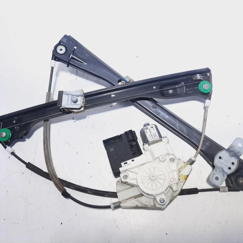 Macara cu motoras dreapta fata, cod 1K5837402BD, Vw Golf 5 (1K1) (id:495316) Ieftin