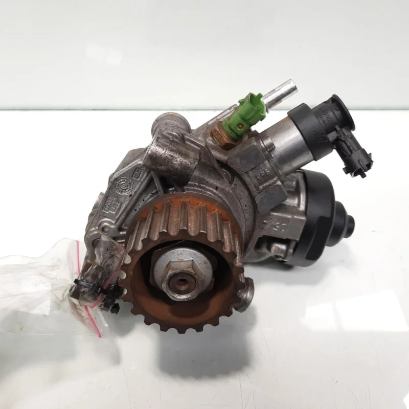 Pompa inalta presiune, cod 167001056R, 0445010530, Dacia Sandero 2, 1.5 DCI, K9K (id:493314) Ofertă