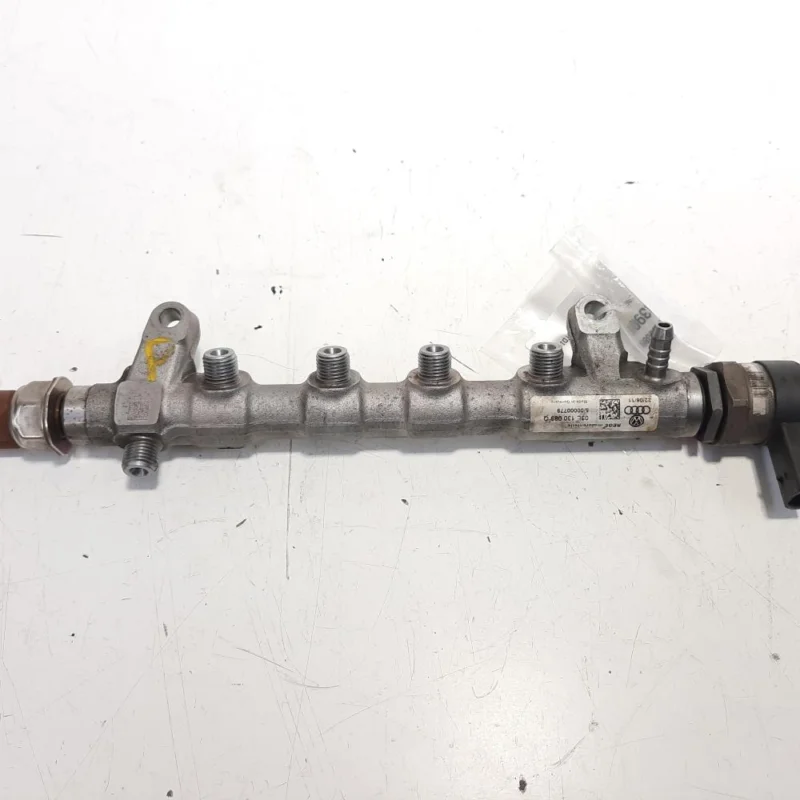 Rampa injectoare, cod 03L130089Q, Audi Q5 (8RB), 2.0 TDI, CGL (id:483906) Ofertă