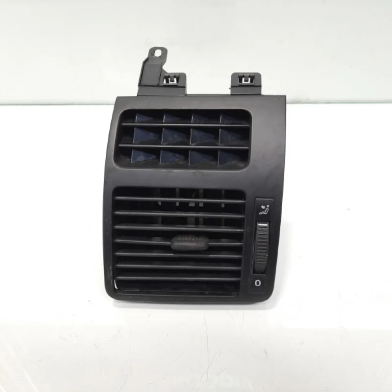 Grila aer bord stanga, cod 1T0819703B, Vw Touran (1T1, 1T2) (id:487157) Vezi acum