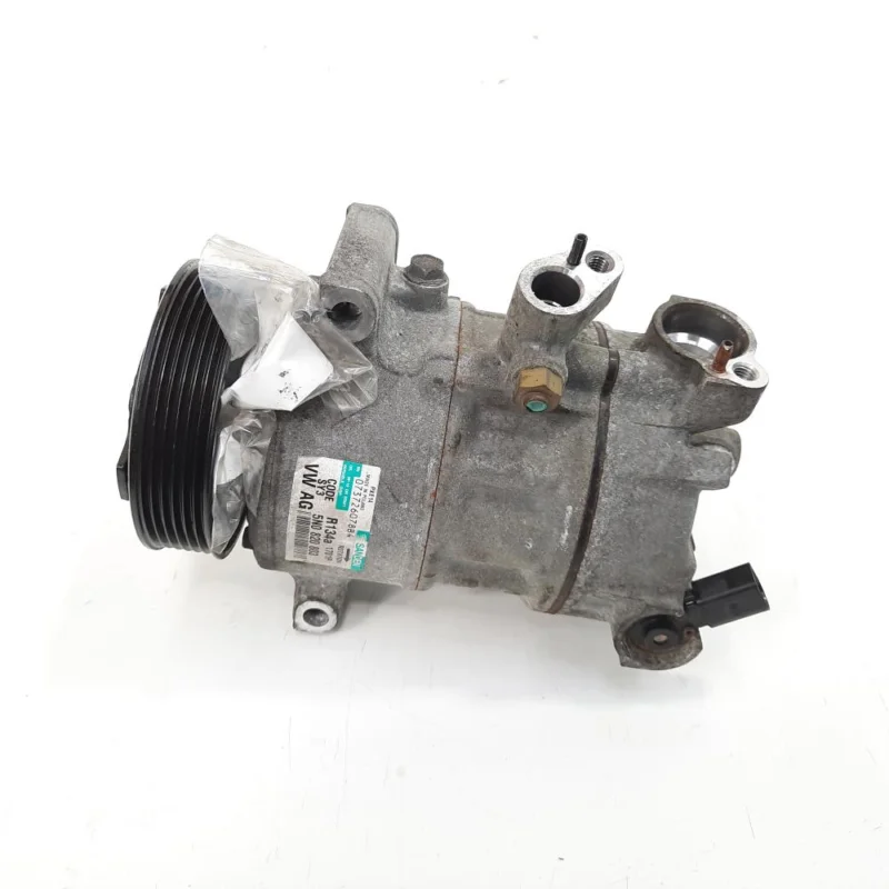 Compresor clima Sanden, cod 5N0820803, Vw Golf 6 (5K1) 1.6 TDI, CAY (id:486040) Reducere specială