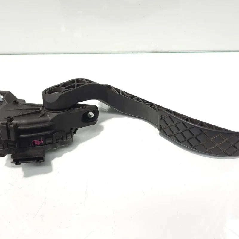 Pedala acceleratie, cod 8E1721523C, Audi A4 Avant (8ED, B7), 2.0 TDI, BPW (id:485910) Comandă acum