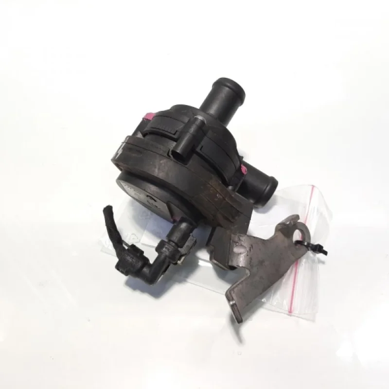 Mai ieftin Pompa recirculare apa, cod 5Q0965567J, Audi A3 (8V1) 1.6 tdi, DDY (pr:110747)
