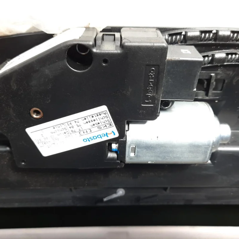 Motoras trapa, cod 30762865, Volvo V50 (id:478754) Lichidare de stoc