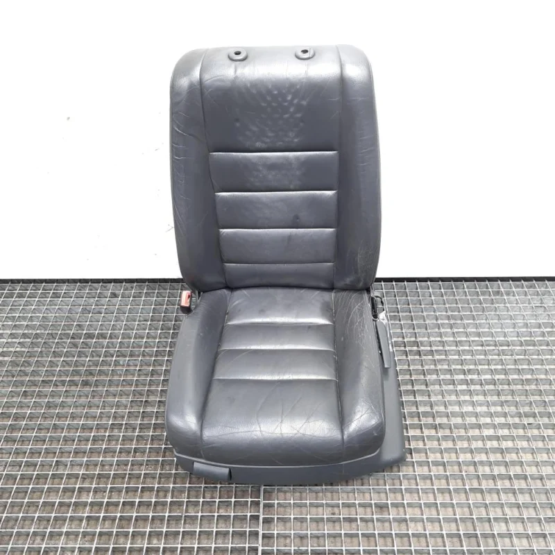 Scaun stanga fata, Vw Touareg (7LA, 7L6) (id:476738) Ofertă specială