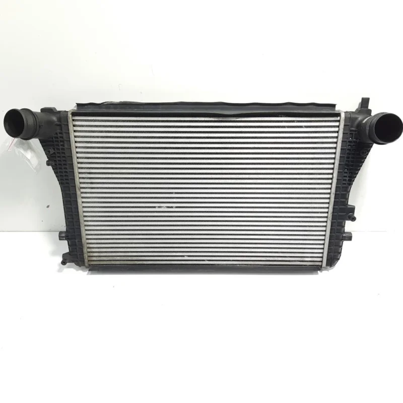 Super ofertă Radiator intercooler, cod 1K0145803AJ, VW Passat (362) 1.6 tdi, CAY (idi:475302)