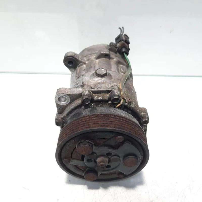 Retur ușor Compresor clima, cod 1J0820803K, Skoda Octavia 1 (1U2) 1.9 TDI, AHF (pr:110747)