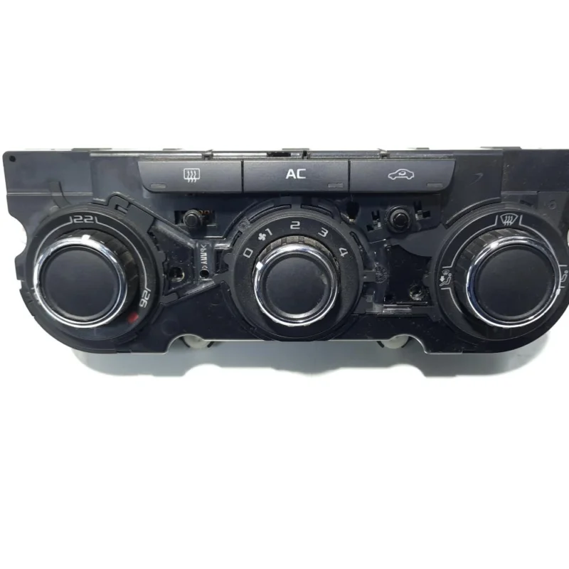 Panou climatronic, cod 3T0820047M, Skoda Octavia 2 (1Z3) (id:475260) Ofertă limitată