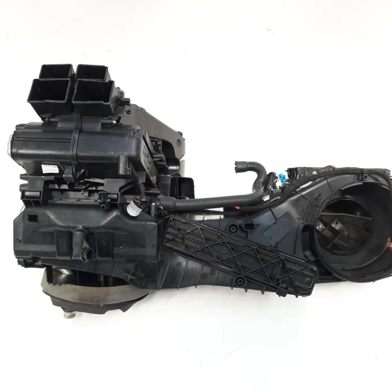 Carcasa aeroterma bord, cod 1K1819515, Audi A3 Cabriolet (8P7) (idi:474518) Doar azi