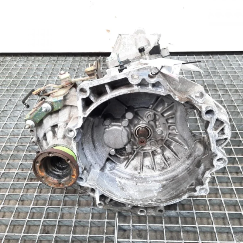 Ofertă specială Cutie viteza manuala, cod DUW, VW Bora (1J2), 1.4 benz, AXP, 5 vit man (idi:469374)