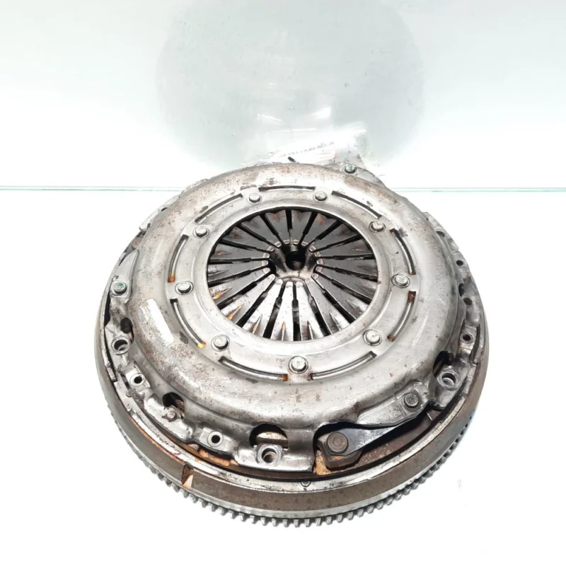 Volanta masa dubla si placa presiune, Citroen C4 (I) sedan, 1.6 HDI, 9HX, 5 vit man (idi:467634) Premium